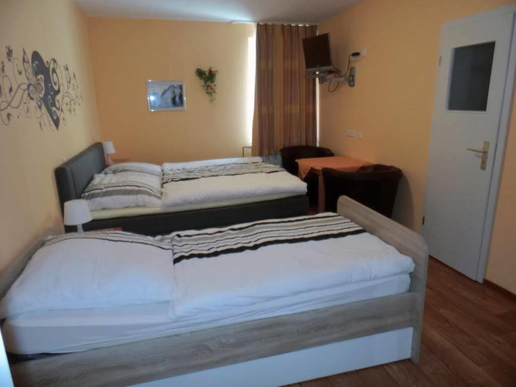 Rhynern Hotel Lindenhof מראה חיצוני תמונה